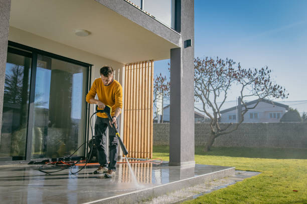 Best Animal Enclosure Cleaning  in Ipswich, SD